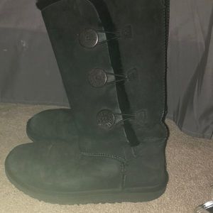 black button uggs